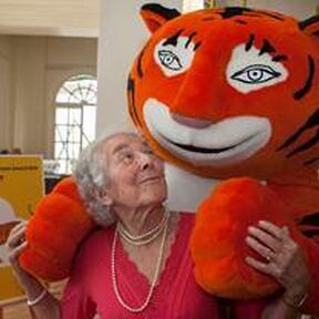 Judith Kerr with the Tiger that came to tea.